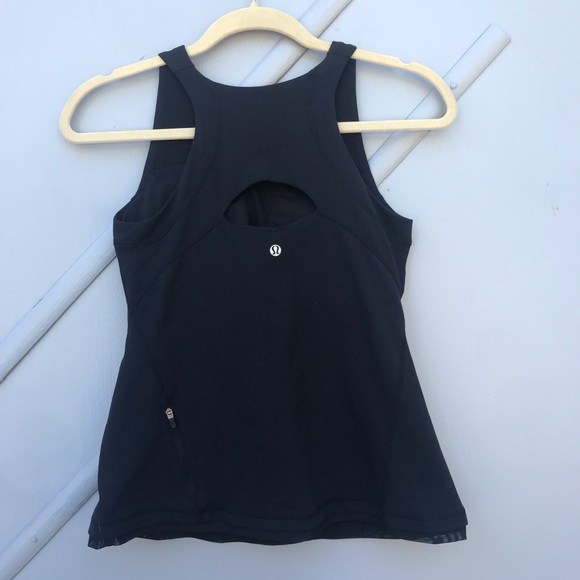 lululemon athletica Tops - Lululemon Black V-Neck Keyhole Back Tank Top Sz 8